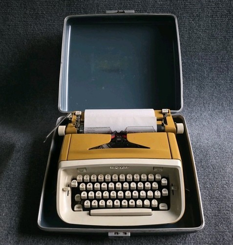 Royal safari typewriter - royal,