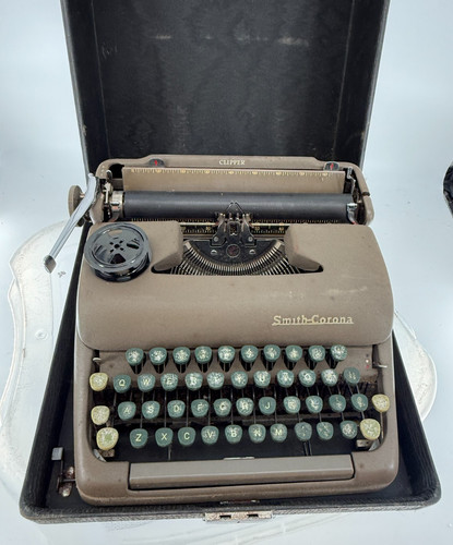 Vintage smith corona clipper - vintage,