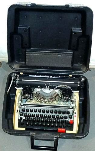 Rare sears roebuck typewriter - rare,