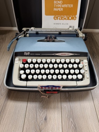 Vintage 1960s smith corona - vintage, smith-corona