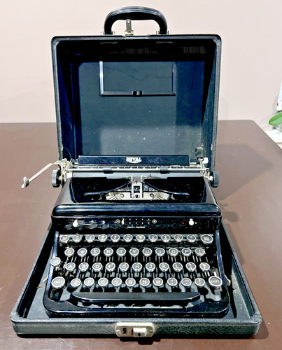 Vintage 1930 royal model - vintage, o