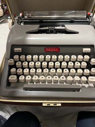 Vintage royal portable manual - vintage,